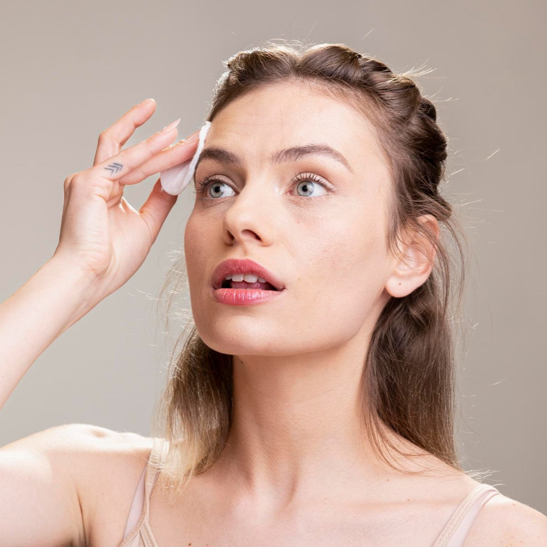 Beauty & skincare collection hero model